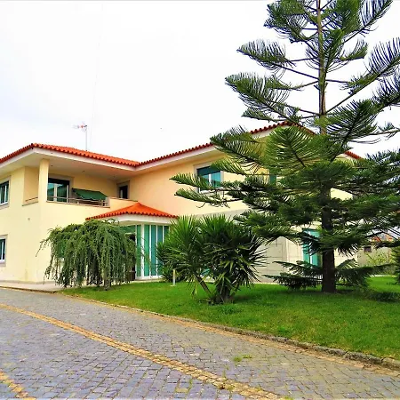 Anjos'home בית אירוח ויאנה דו קסטלו